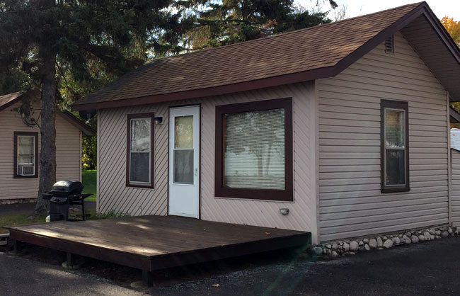 Summer Fishing Cabin Rental on Lake Mille Lacs at Rocky Reef Resort