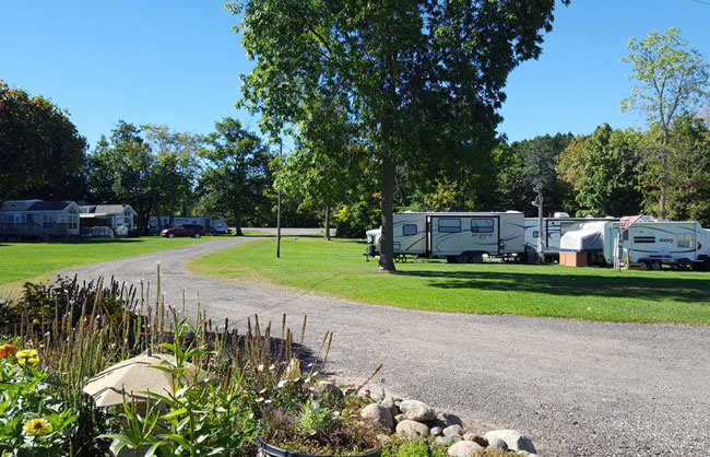 RV Park Campground Sites with full Hook-ups on Lake Mille Lacs